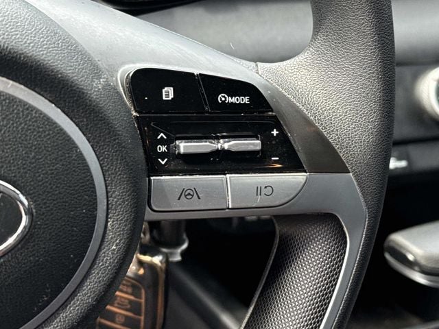 2022 Hyundai ELANTRA SE