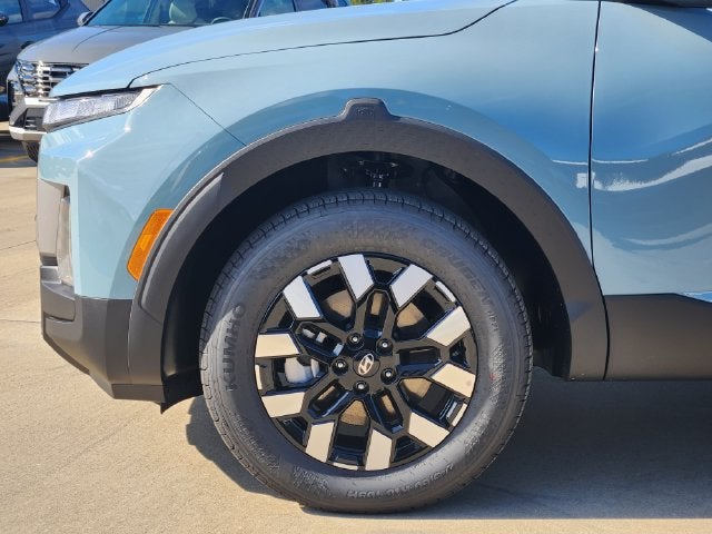 2027 Hyundai SANTA CRUZ SEL Activity