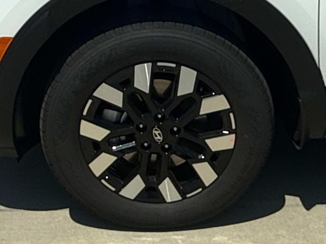 2027 Hyundai SANTA CRUZ SEL Activity