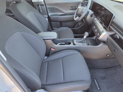 2027 Hyundai KONA SE