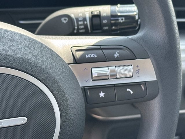 2027 Hyundai KONA SE