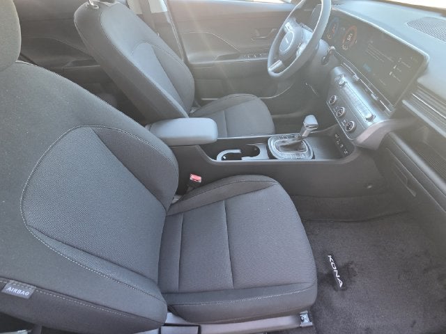 2027 Hyundai KONA SE