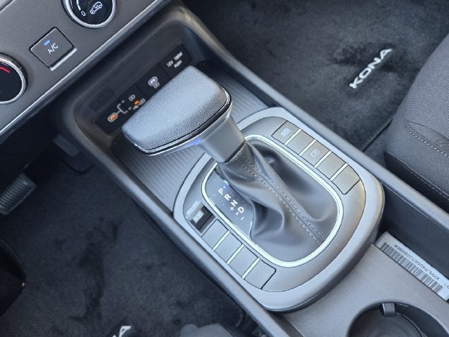 2027 Hyundai KONA SE