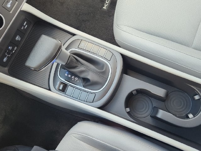 2027 Hyundai KONA SE