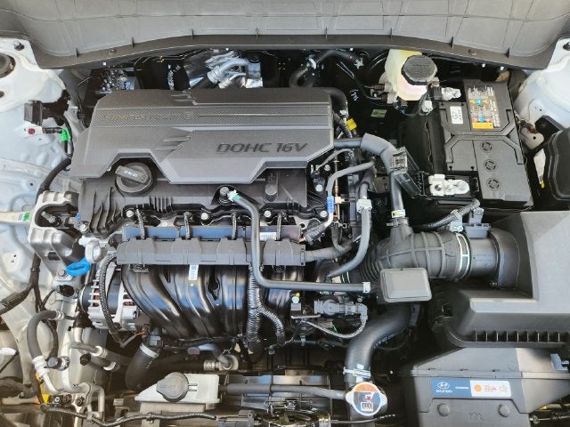 2027 Hyundai KONA SE