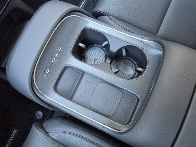 2027 Hyundai PALISADE SEL 7P
