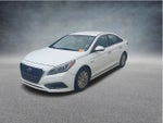 2017 Hyundai SONATA HYBRID SE