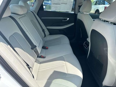 2026 Hyundai SONATA HYBRID SEL