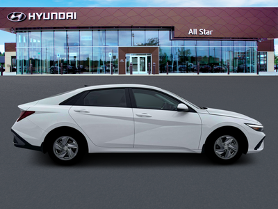 2026 Hyundai ELANTRA SE