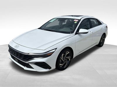 2025 Hyundai ELANTRA SEL Convenience