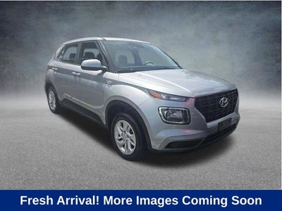 2023 Hyundai VENUE SE