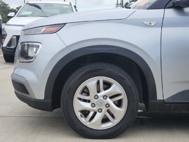 2023 Hyundai VENUE SE