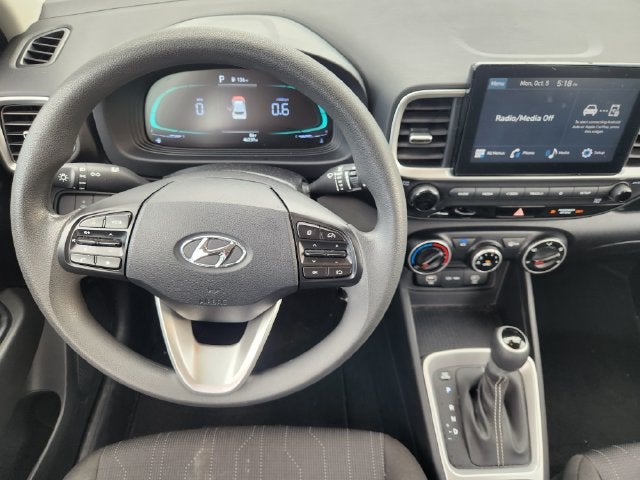 2023 Hyundai VENUE SE
