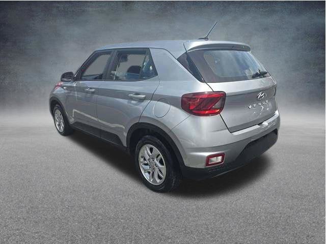 2023 Hyundai VENUE SE