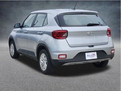 2023 Hyundai VENUE SE