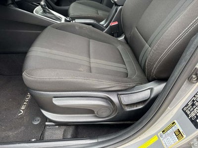 2022 Hyundai VENUE SEL