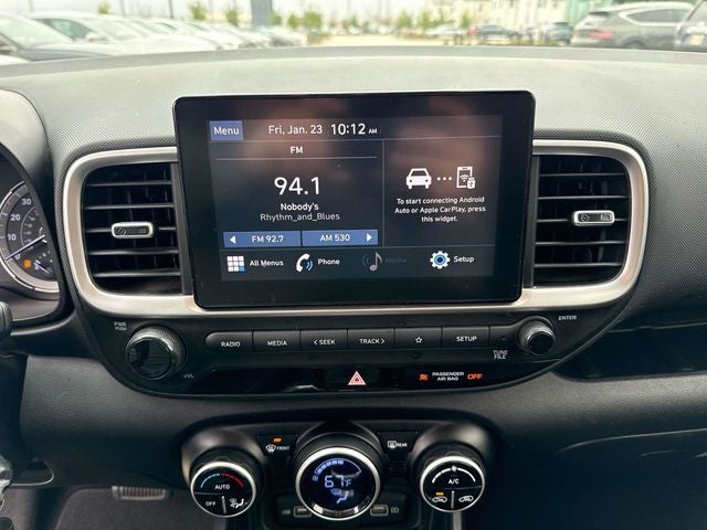 2022 Hyundai VENUE SEL