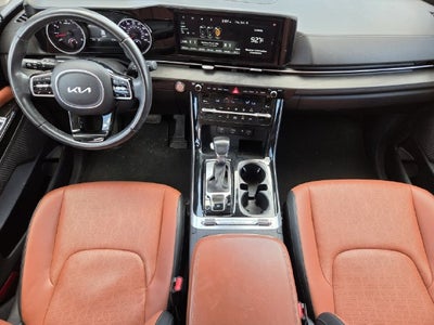 2022 Kia Carnival SX