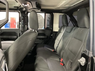 2022 Jeep Wrangler Unlimited Sahara 4x4