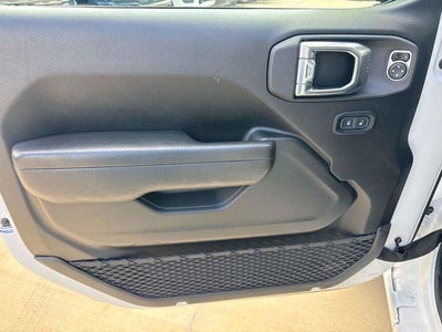 2025 Jeep Wrangler 4-Door Summit 4x4