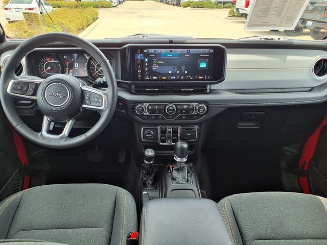 2025 Jeep Wrangler 4-Door Sahara 4x4