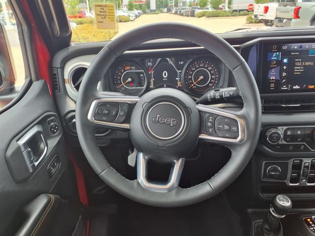 2025 Jeep Wrangler 4-Door Sahara 4x4