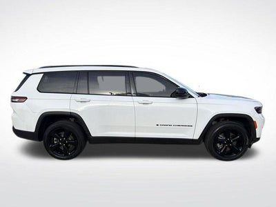 2023 Jeep Grand Cherokee L Altitude 4x2