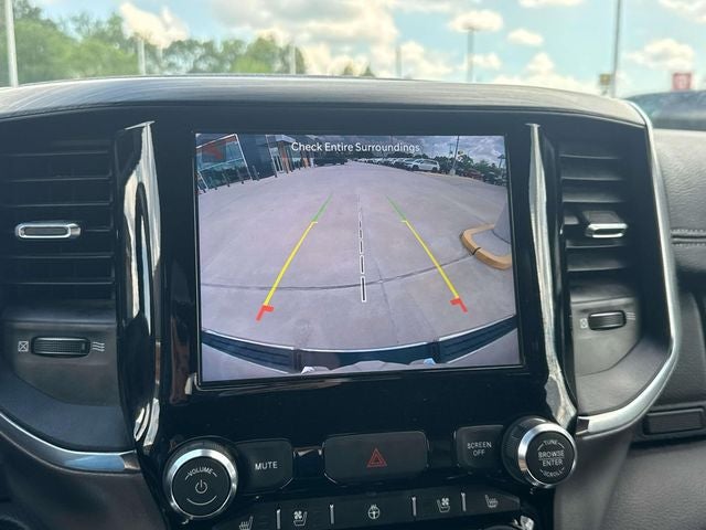 2024 RAM 1500 Laramie Crew Cab 4x4 5'7' Box