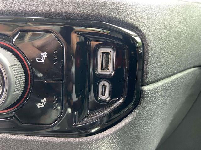 2023 Chevrolet Silverado 1500 4WD Crew Cab Short Bed RST