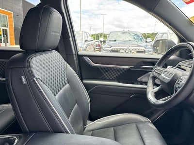 2025 GMC Acadia AWD Denali