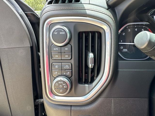 2022 GMC Sierra 2500HD 4WD Crew Cab Standard Bed AT4