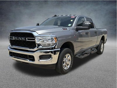 2024 RAM 2500 Tradesman Crew Cab 4x4 6'4' Box