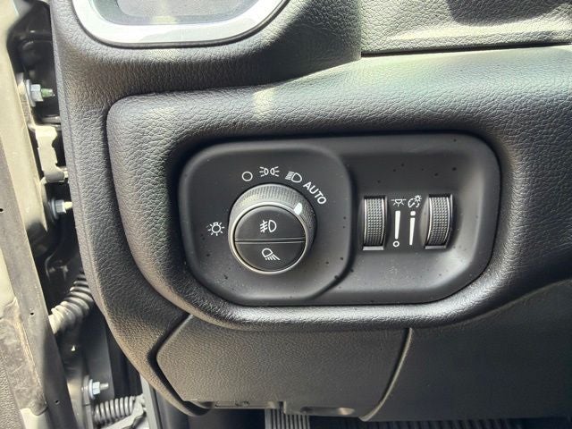 2025 RAM 2500 Laramie Crew Cab 4x4 6'4' Box