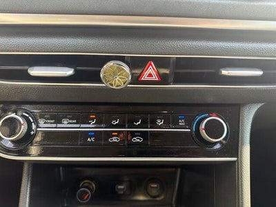 2022 Hyundai SONATA SE