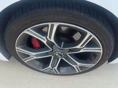 2019 Kia Stinger GT1