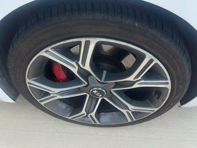 2019 Kia Stinger GT1