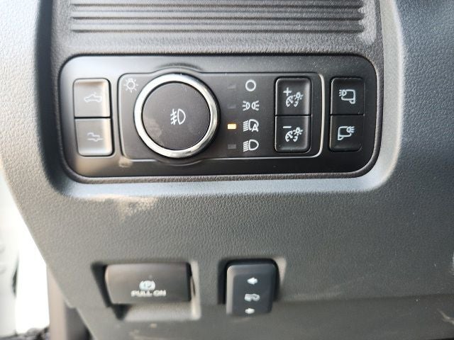 2025 Ford F-450SD Platinum DRW