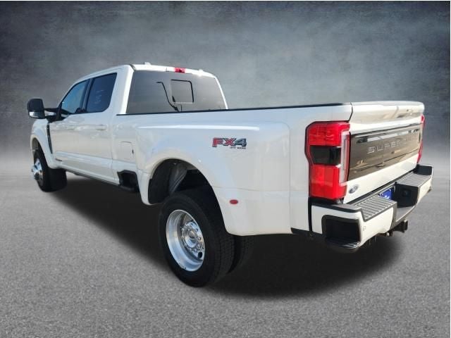 2025 Ford F-450SD Platinum DRW