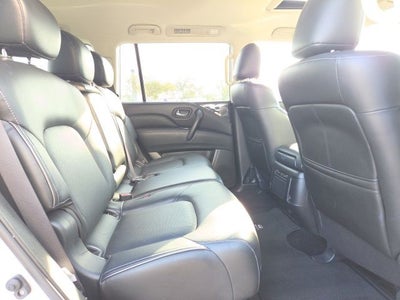 2023 INFINITI QX80 LUXE
