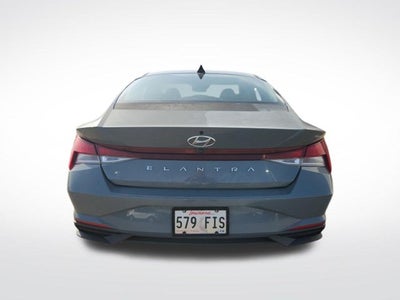 2022 Hyundai ELANTRA SEL