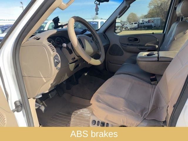 2003 Ford F-150 Lariat