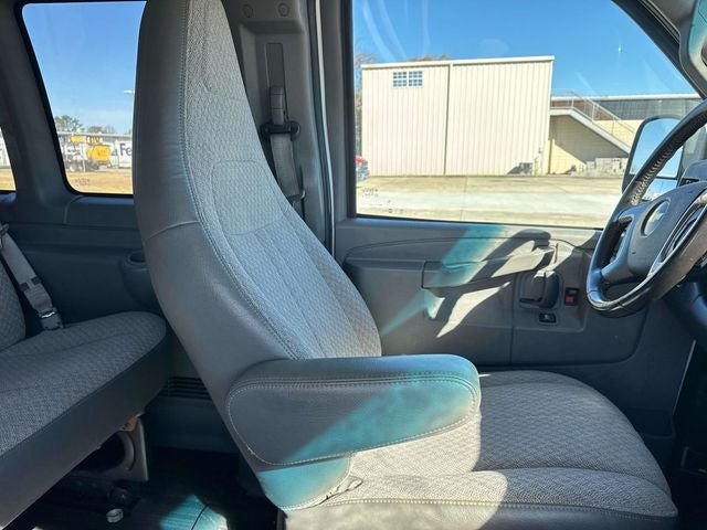 2016 Chevrolet Express 3500 LT Passenger