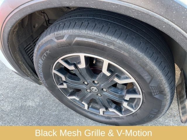 2020 Nissan Pathfinder SV