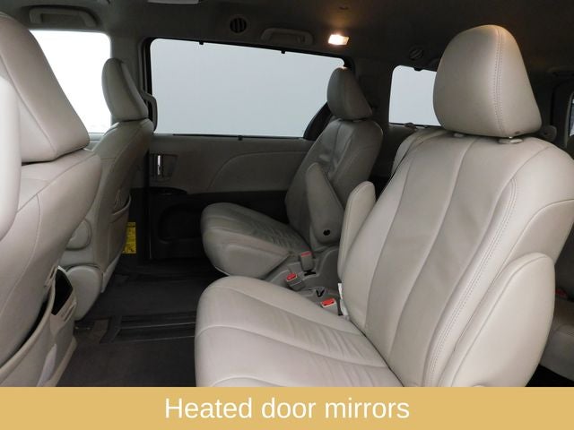 2014 Toyota Sienna XLE 7 Passenger