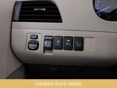 2014 Toyota Sienna XLE 7 Passenger