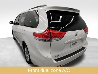 2014 Toyota Sienna XLE 7 Passenger
