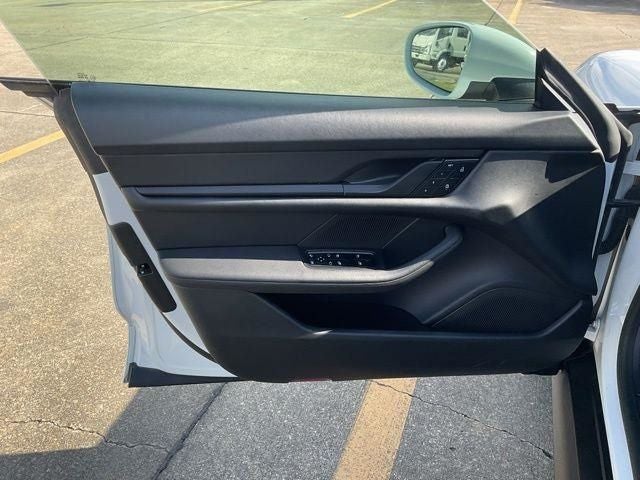 2023 Porsche Taycan Base