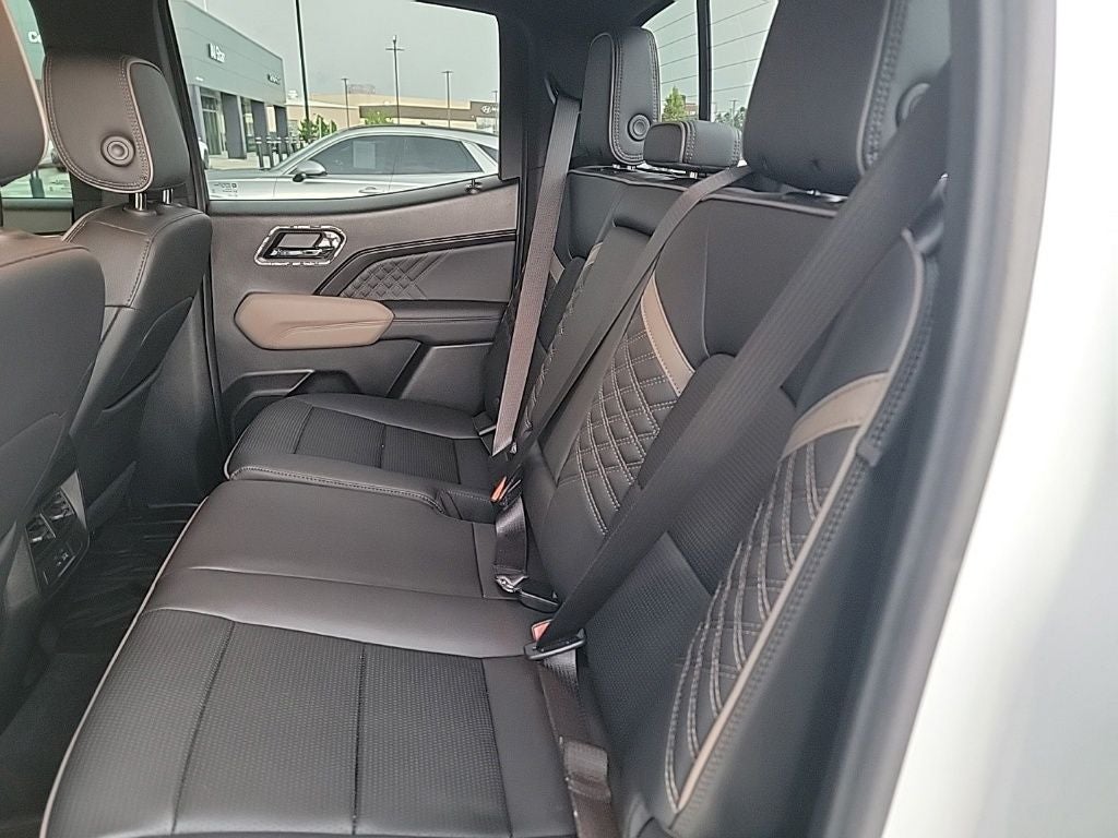 2025 GMC Canyon Denali