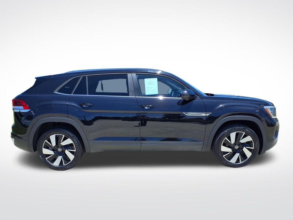 2025 Volkswagen Atlas Cross Sport 2.0T SE w/Technology