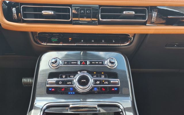 2022 Lincoln Nautilus Black Label